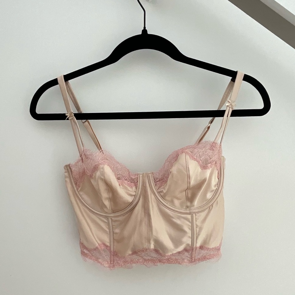 Victoria's Secret Light Pink Lace Corset Underwired Bra - 32D (w/ tags)